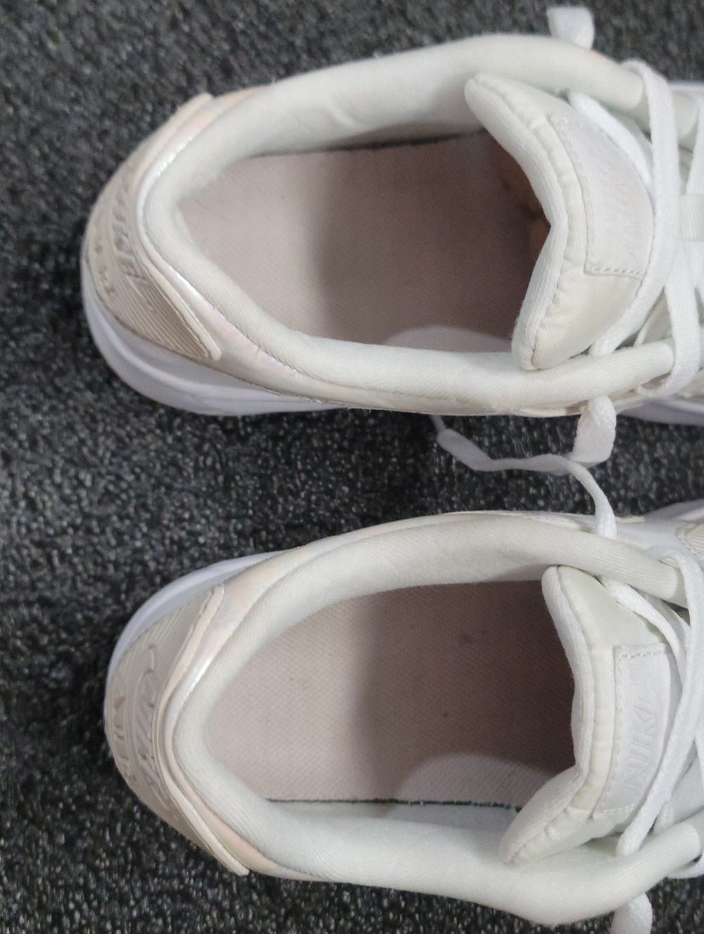 Nike Air Max 90 SE (special edition)  Pearlescent Shimmer Gum. Wmns 8 - Picture 9 of 15